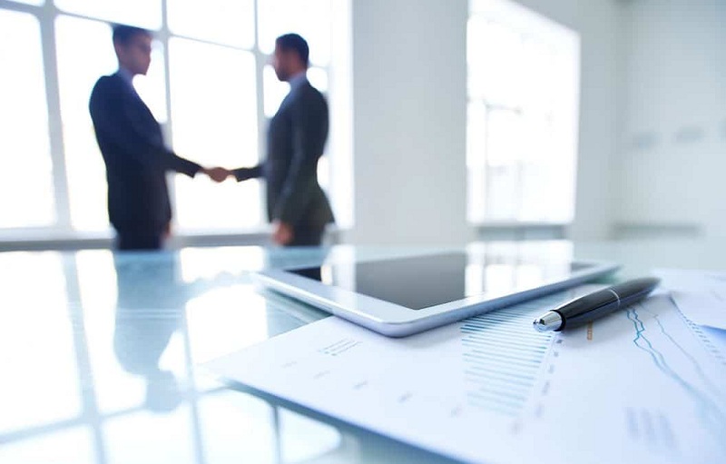 Bao nhiêu tuổi được thành lập doanh nghiệp?