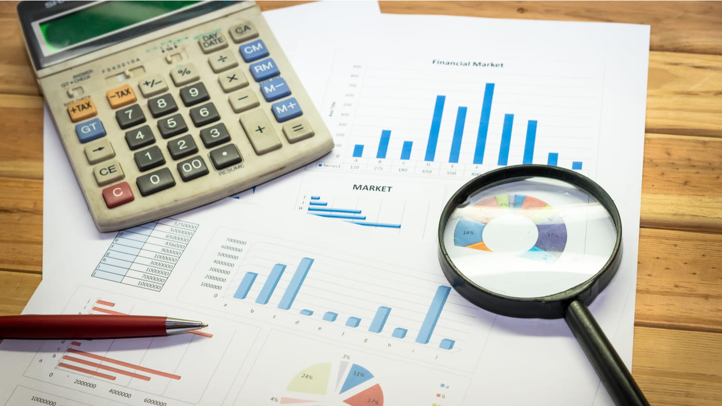 Các chuẩn mực bắt buộc giúp đảm bảo tính trung thực và minh bạch của báo cáo tài chính.