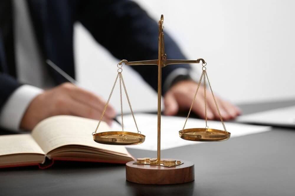 Giảng viên đại học có được thành lập công ty tùy theo tư cách pháp lý.